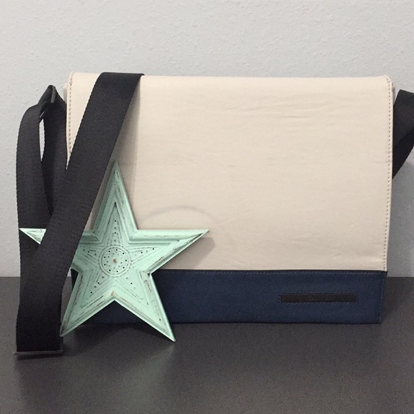 Calvin Klein Handbags - Calvin Klein Messenger